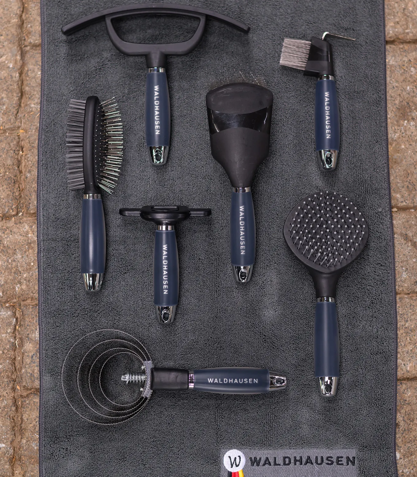 Federstriegel mit Gelgriff